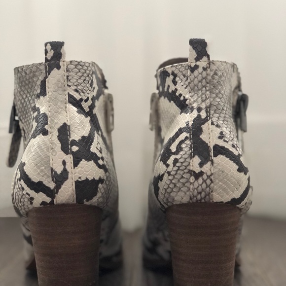 Skane Ankle boots - Picture 2 of 4
